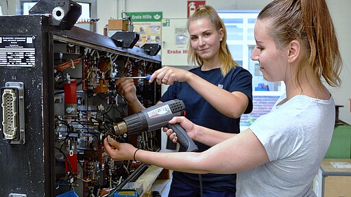 Ausbildung Als Elektronikerin Für Geräte Und Systeme S Bahn Berlin Gmbh