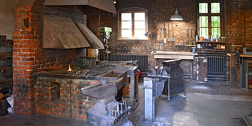 Station 1: Rixdorfer Schmiede